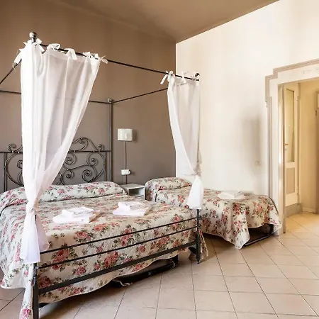 Stop & Sleep Vendégház 2*