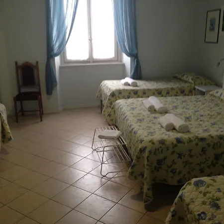 Stop & Sleep Vendégház 2*