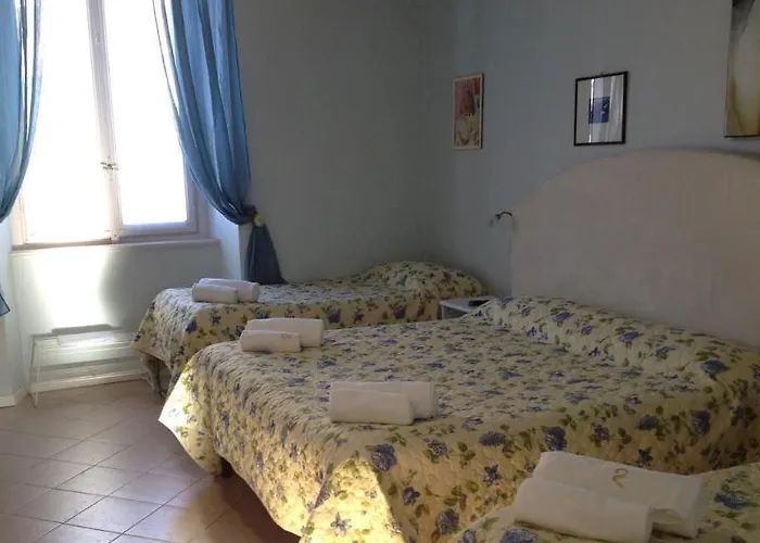 Stop & Sleep Guest house