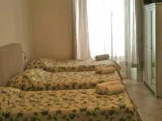 Stop & Sleep Guest house