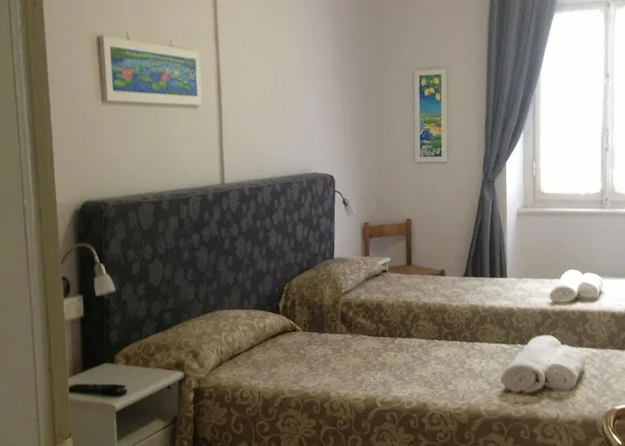 Guest house Stop & Sleep